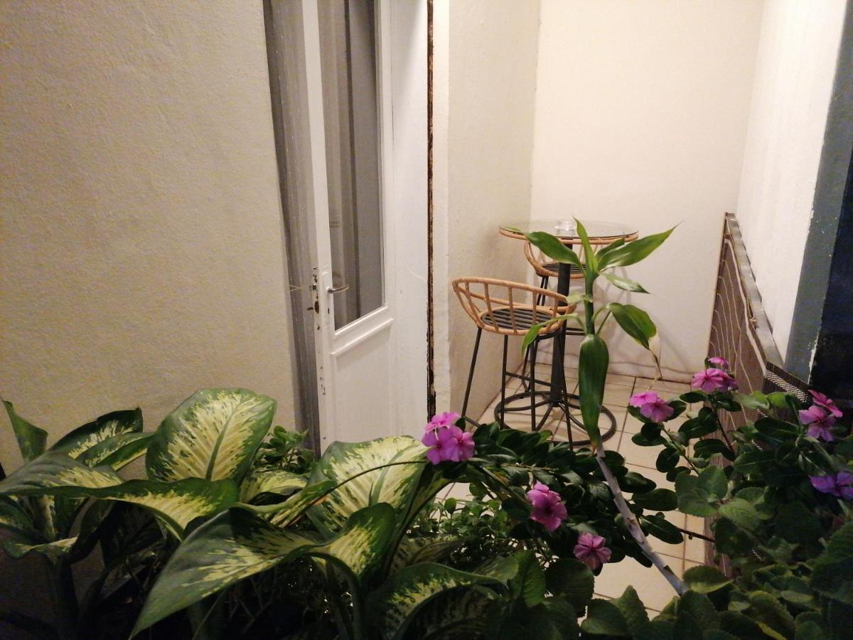 Jolie Chambre Climatisee Avec Balcon Chez L'Habitant Saint Pierre Dış mekan fotoğraf