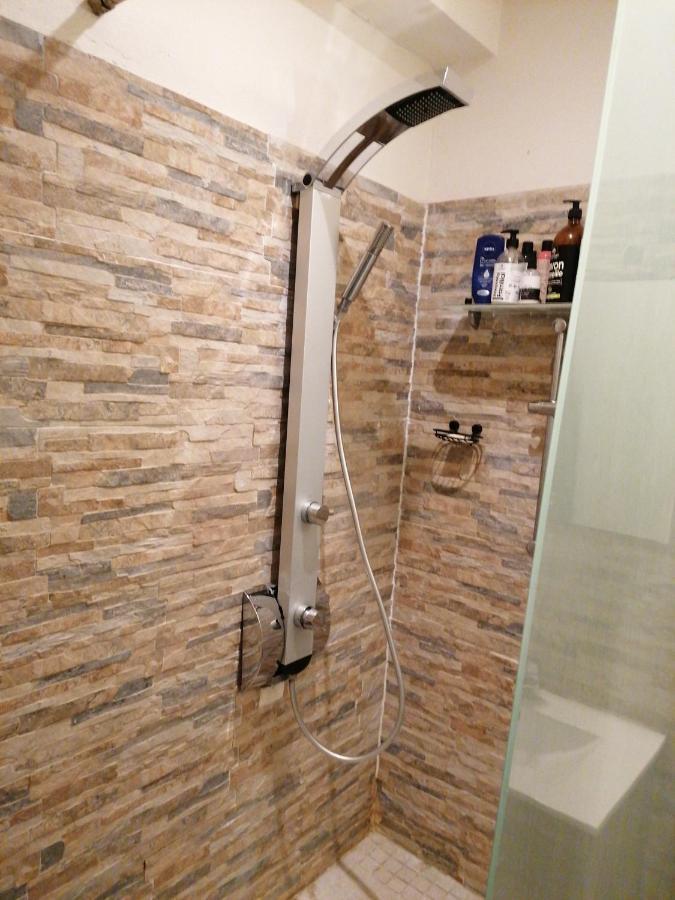 Jolie Chambre Climatisee Avec Balcon Chez L'Habitant Saint Pierre Dış mekan fotoğraf